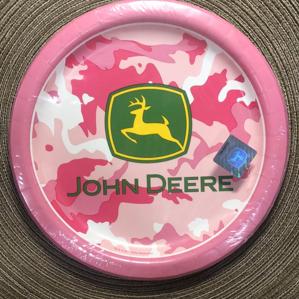 John Deere Pink Camo Dinner Party Plates